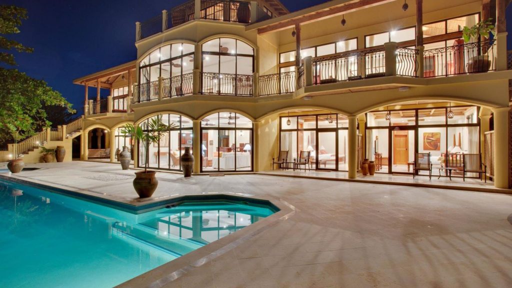 Villa Verano Luxury Beachfront Villa Perfect for VIP vacations